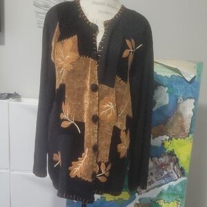 Elegant Black and Brown Leaf Pattern Cardigan